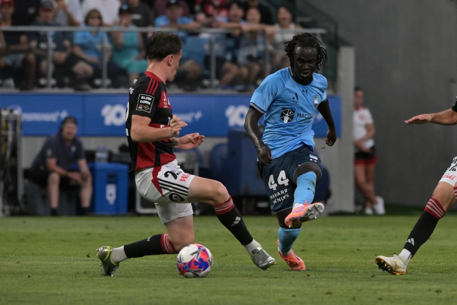 云开官网-澳媒:悉尼从同城死敌抢来青训阿肯,他曾在U17比赛对沙特15分钟戴帽