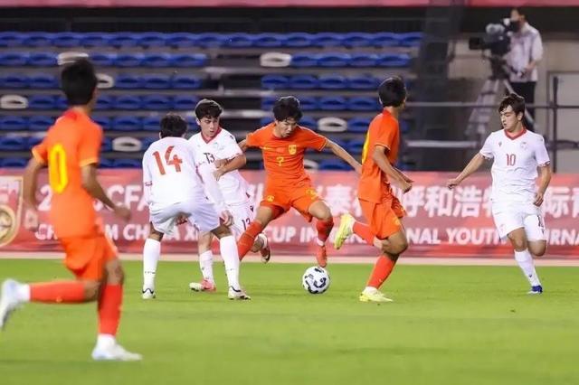 云开体育-中国U16男足坐二望一,将与韩国队争冠